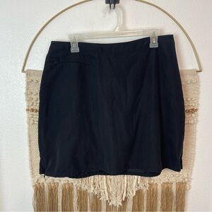 VTG Patagonia Women's Black Skort Size 14